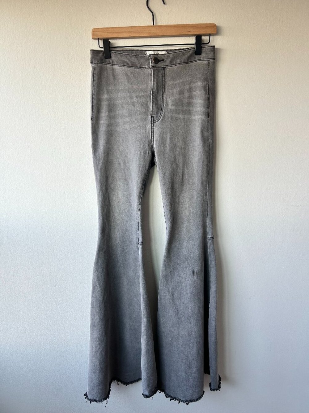 Free People Just Float On Gray Washed Extreme Flare Bell Bottom Jeans Size 27